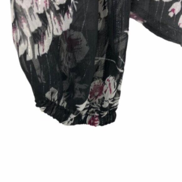 NWT Guess | Women's Silver & Black Sheer Floral Blouse Size Small - Picture 8 of 12
